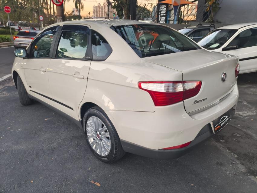 FIAT Grand Siena - Foto
