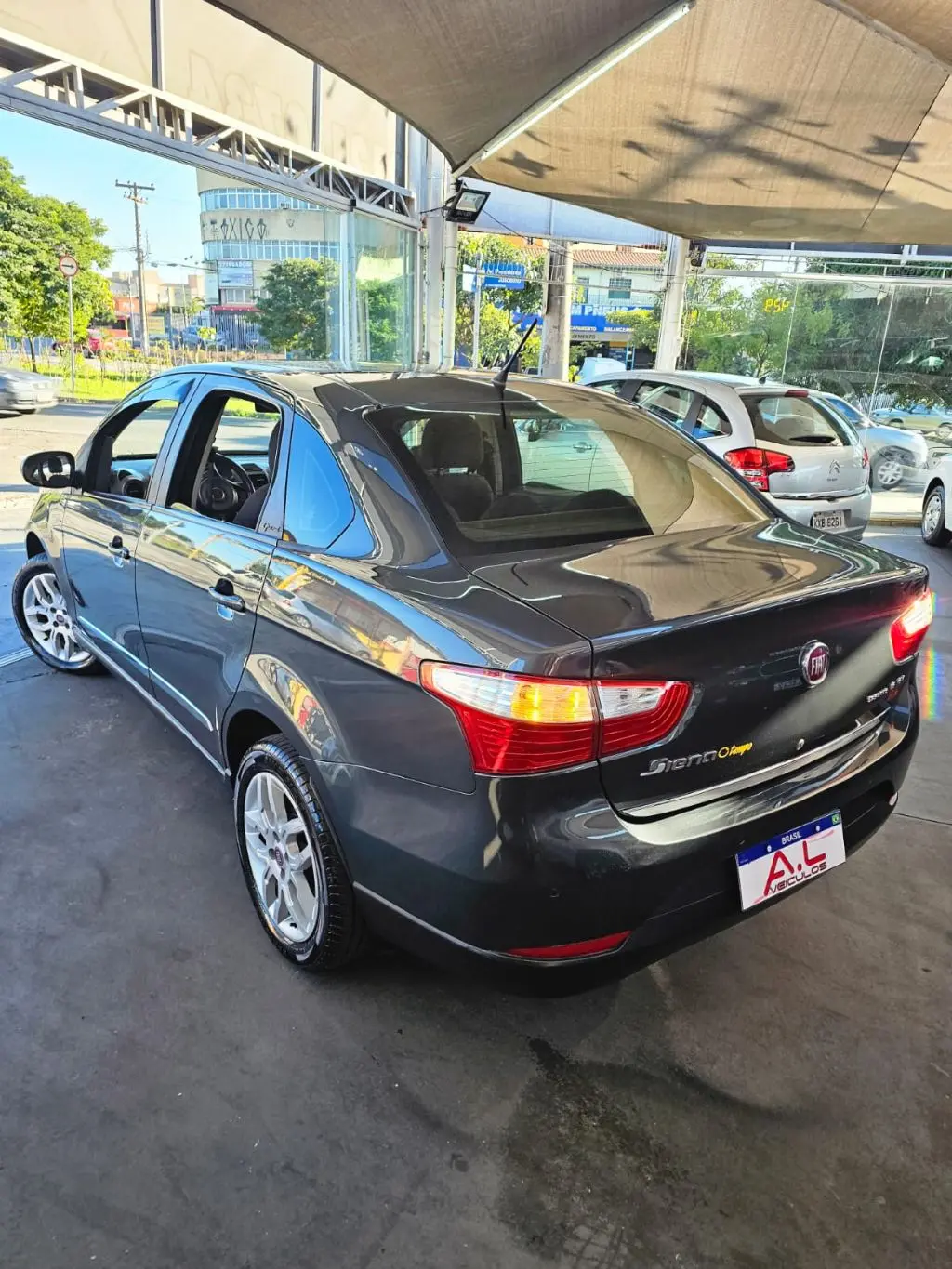 FIAT Grand Siena - Foto