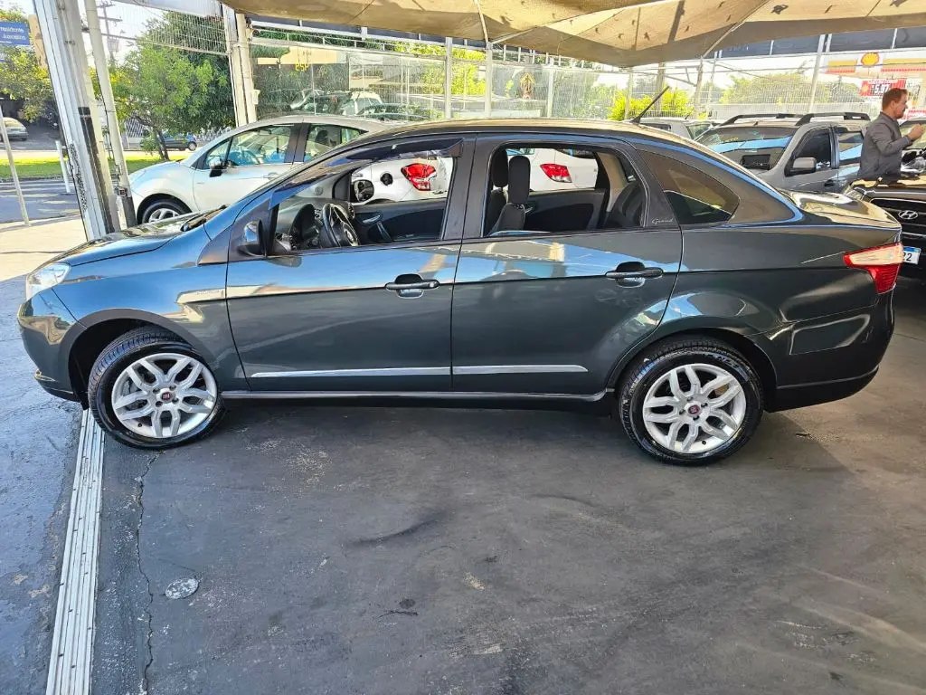 FIAT Grand Siena - Foto