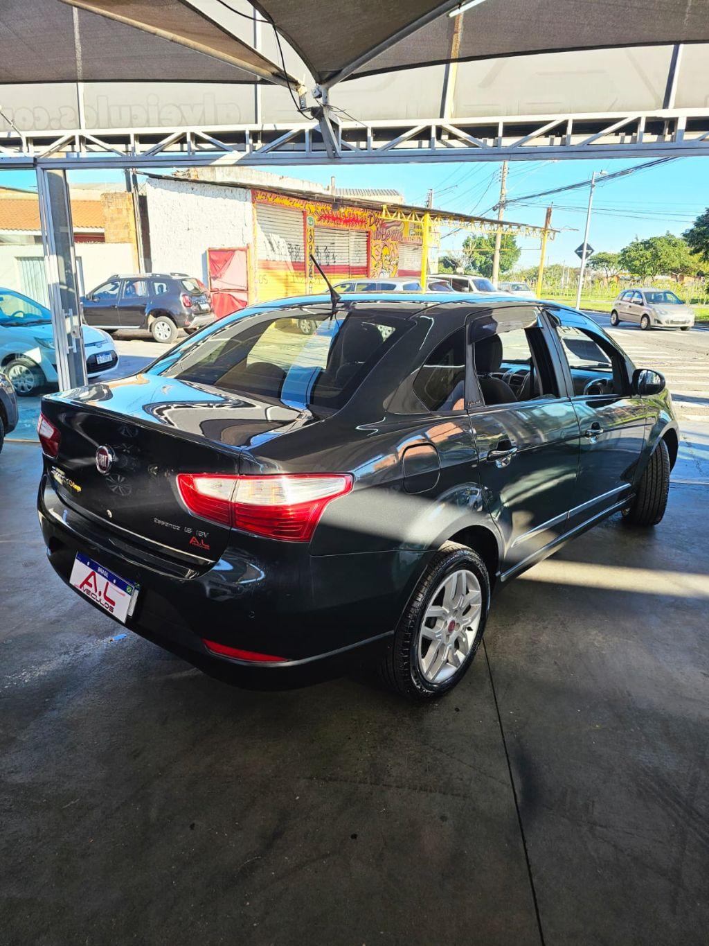 FIAT Grand Siena - Foto