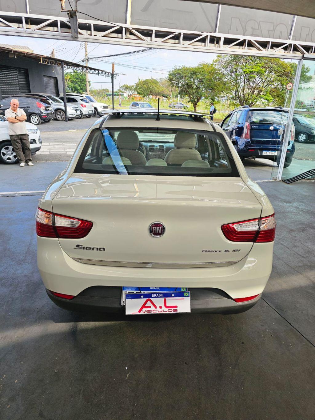 FIAT Grand Siena - Foto