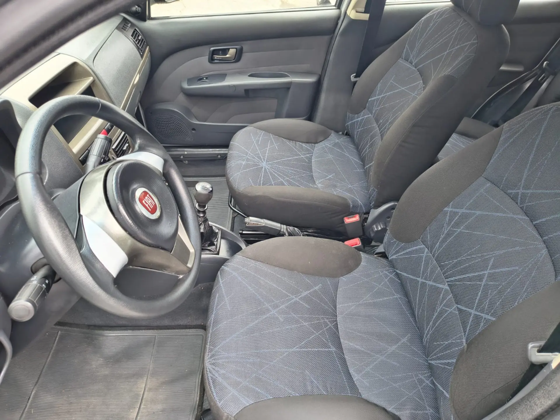 FIAT Palio Weekend - Foto