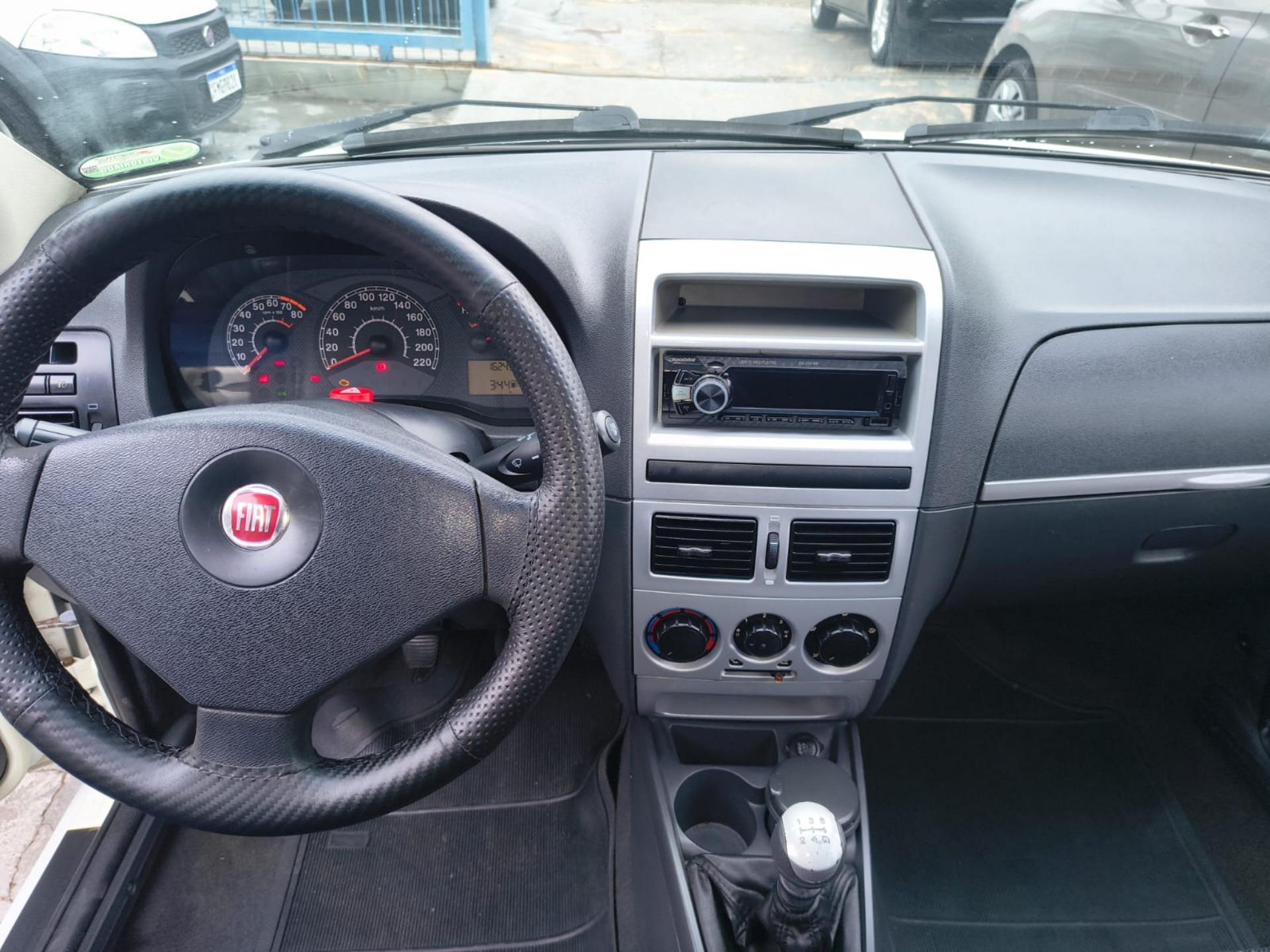 FIAT Palio Weekend - Foto