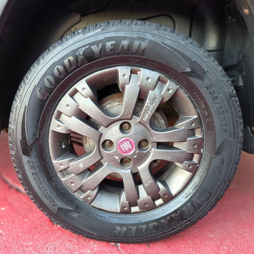 FIAT Palio Weekend - Foto