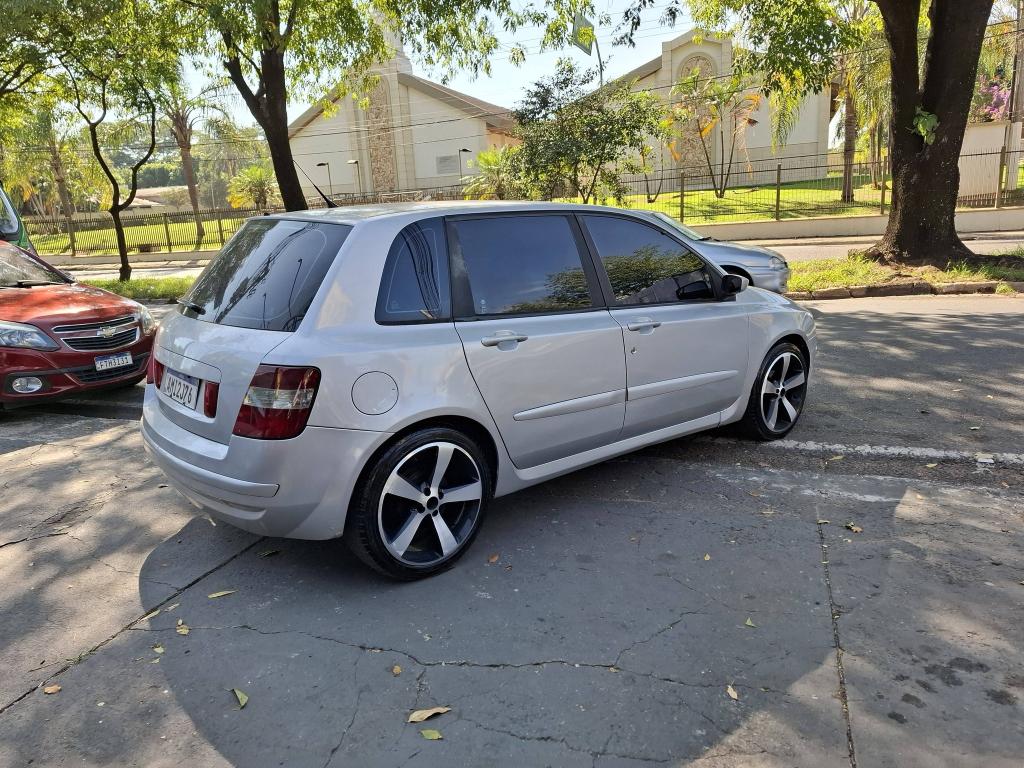 FIAT Stilo - Foto
