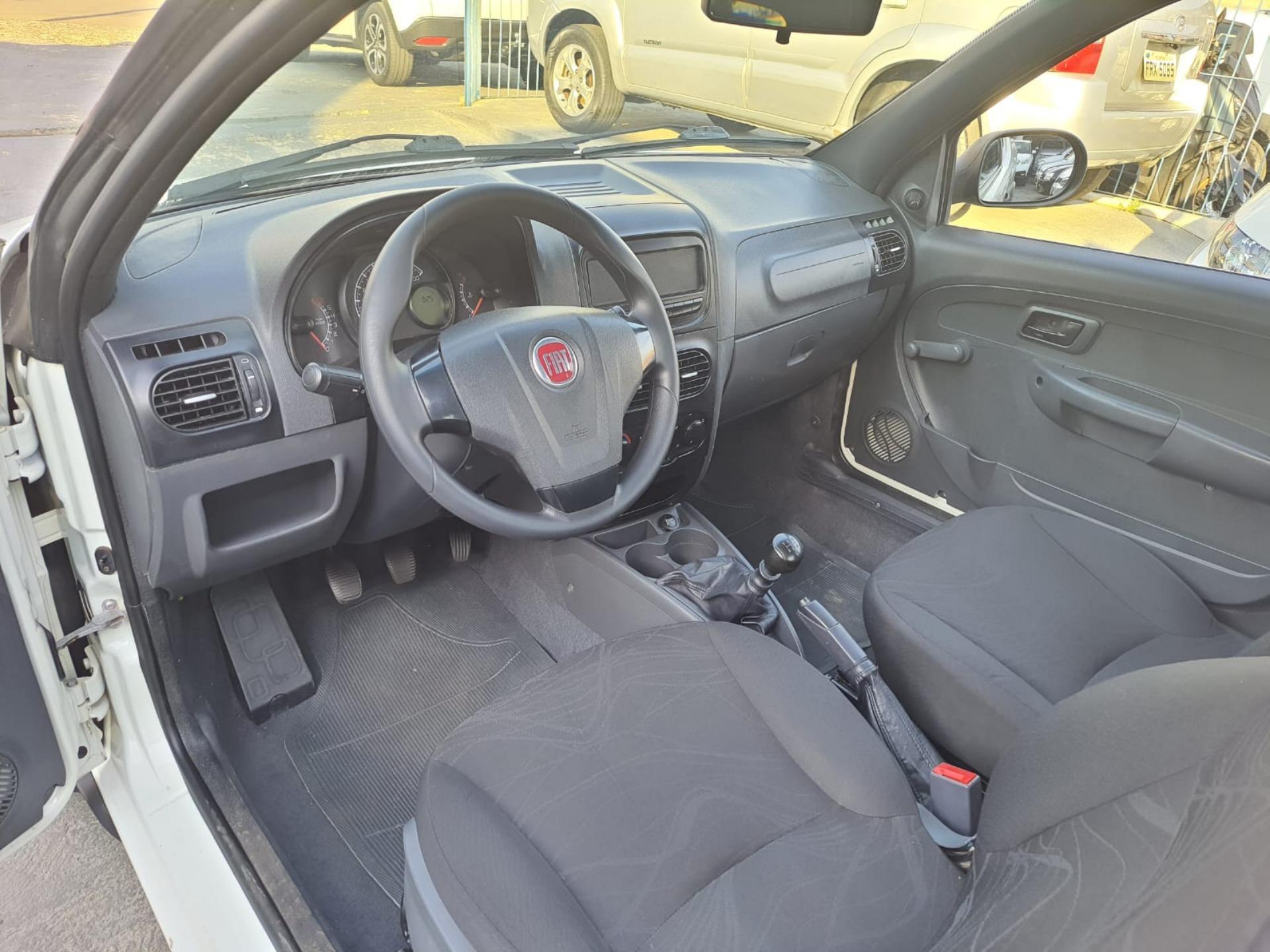 FIAT Strada - Miniatura