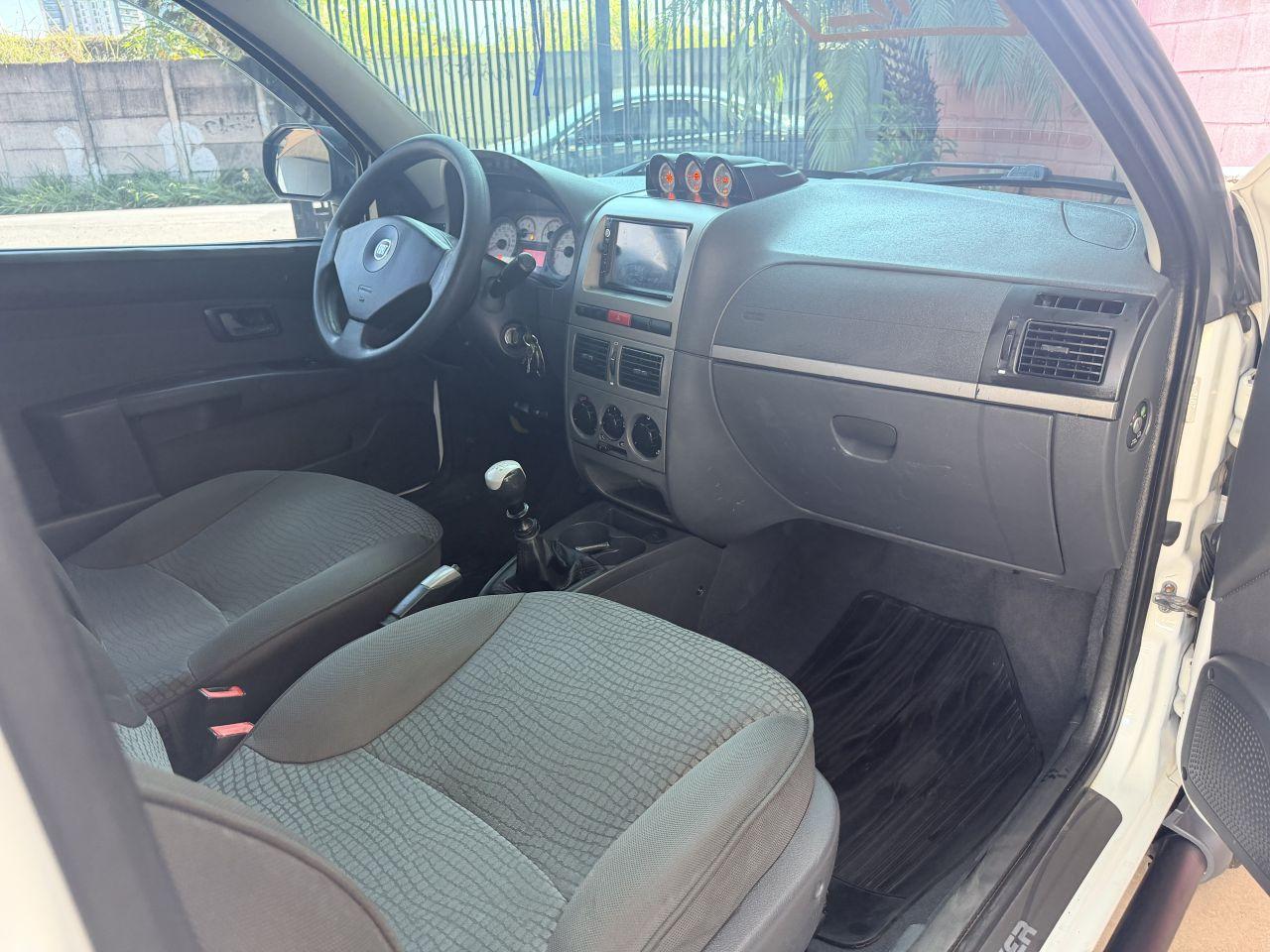 FIAT Strada - Foto