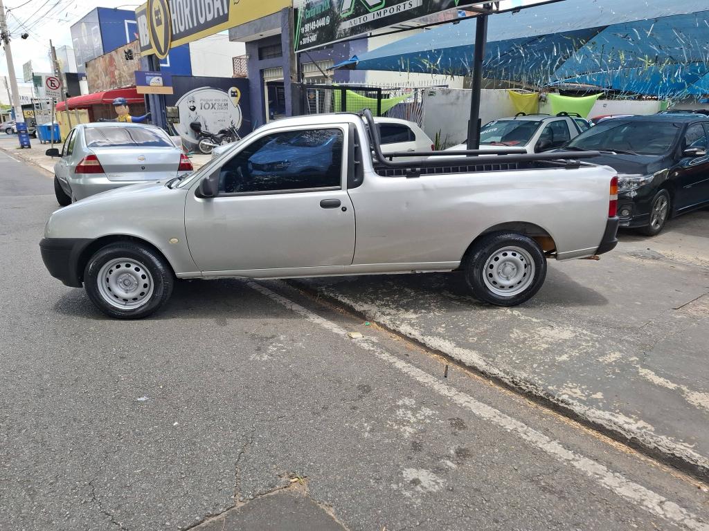 FORD Courier - Foto