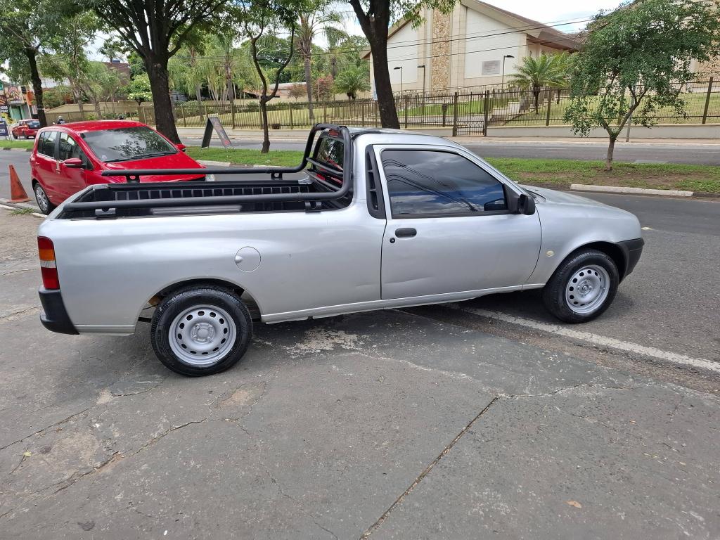 FORD Courier - Foto