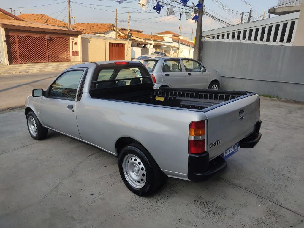 FORD Courier - Foto