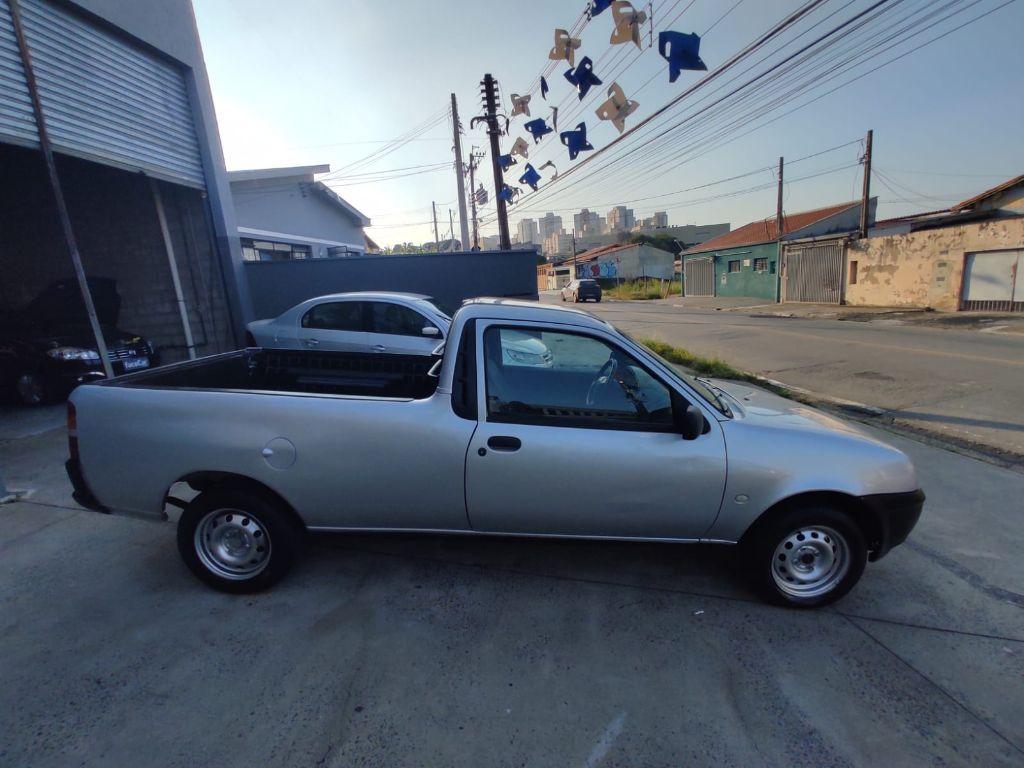 FORD Courier - Foto