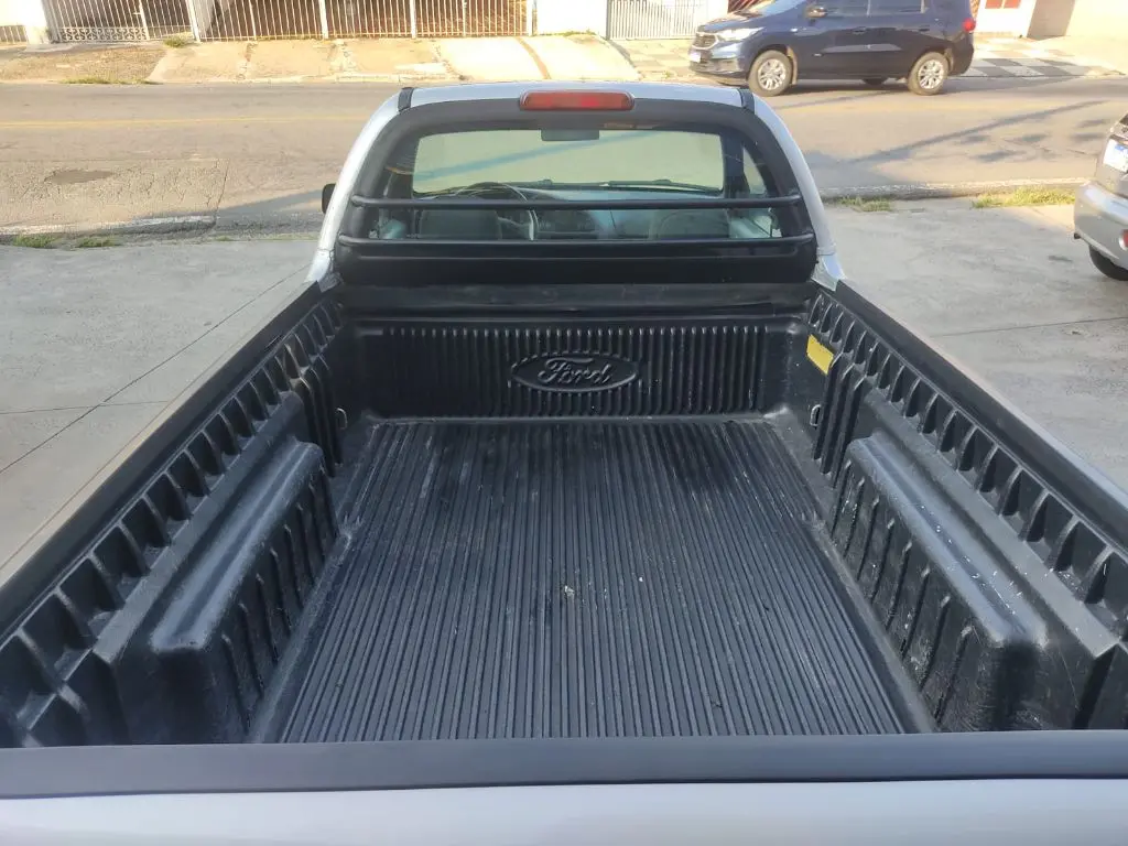 FORD Courier - Foto