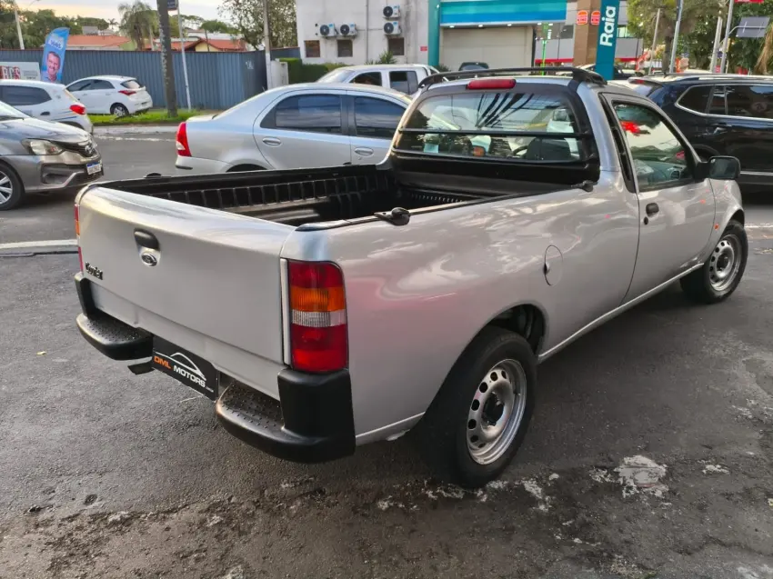 FORD Courier - Foto