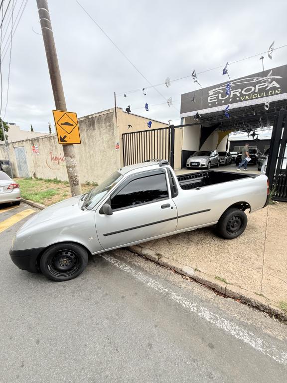 FORD Courier - Foto