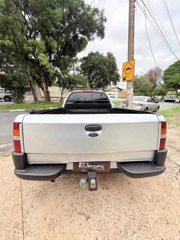 FORD Courier - Foto