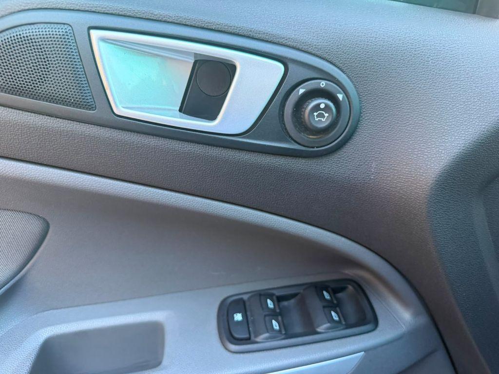 FORD Ecosport - Foto