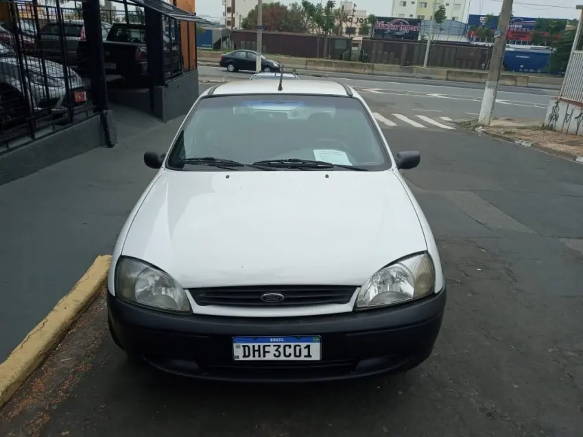 FORD Fiesta Hatch - Foto