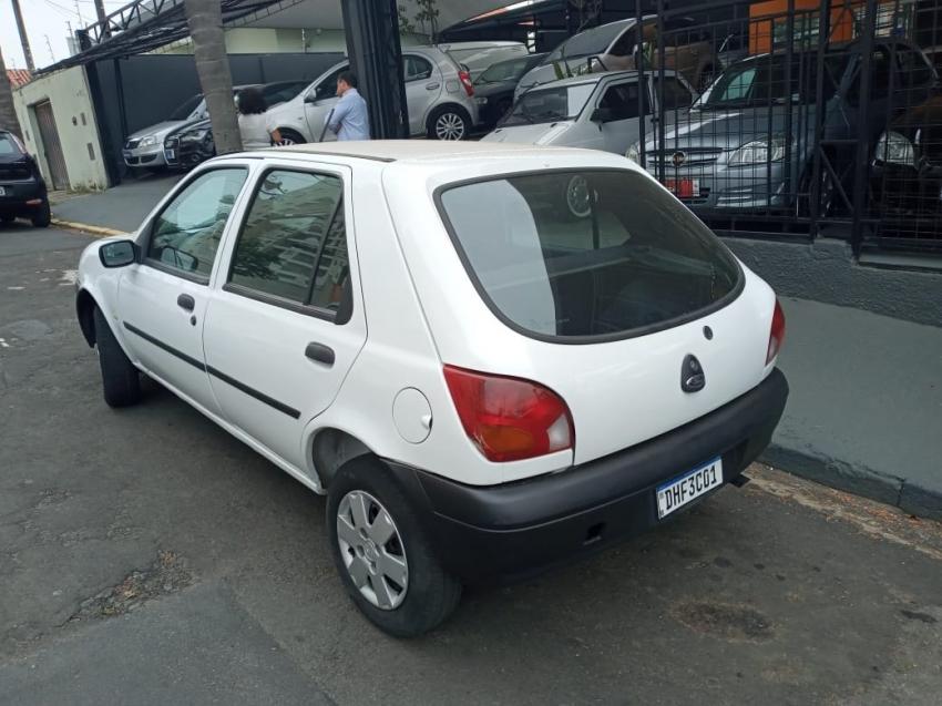 FORD Fiesta Hatch - Foto