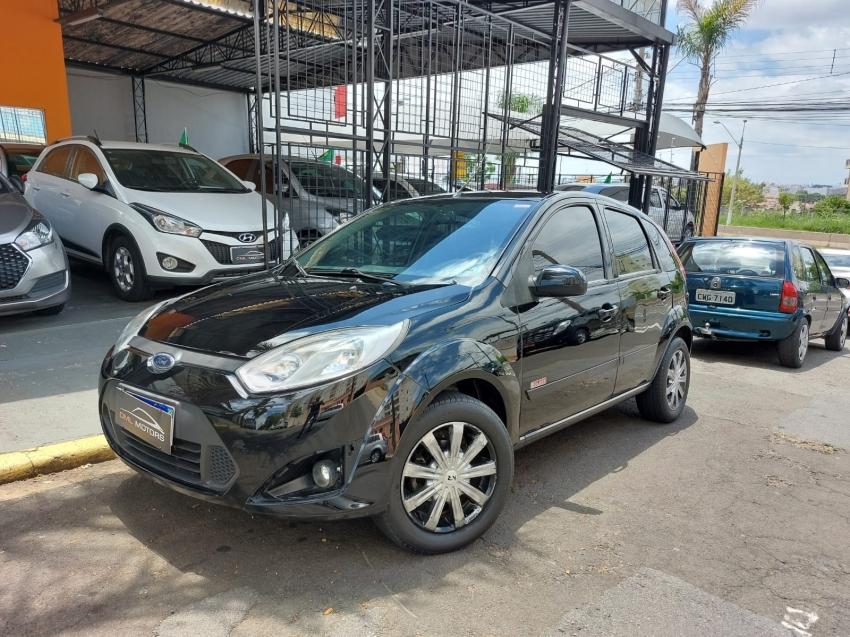 FORD Fiesta Hatch - Foto