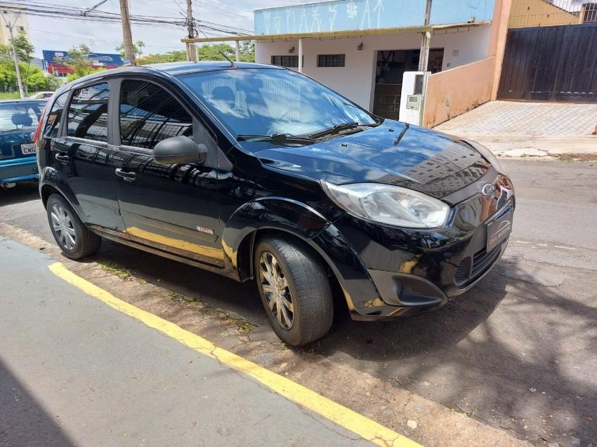 FORD Fiesta Hatch - Foto