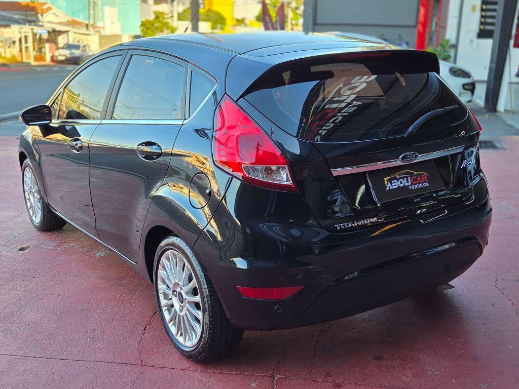 FORD Fiesta Hatch - Foto