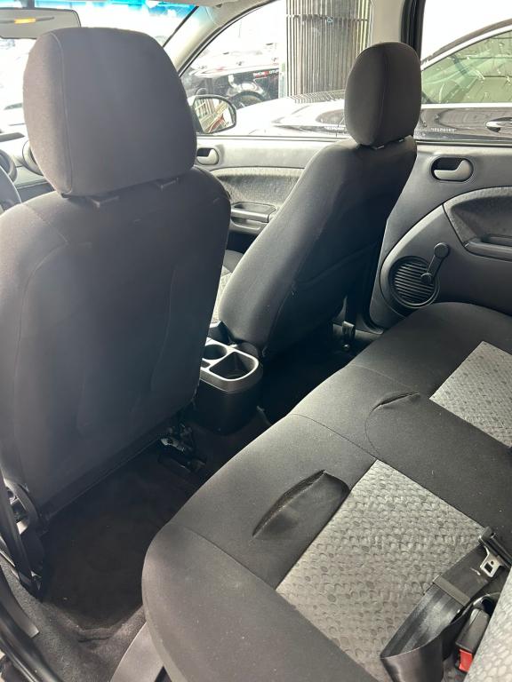 FORD Fiesta Hatch - Foto