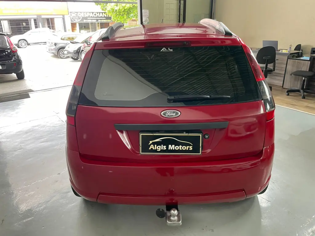 FORD Fiesta Hatch - Foto