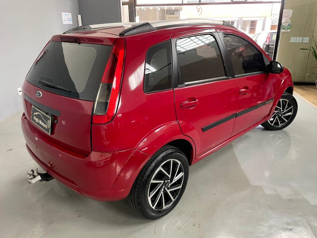 FORD Fiesta Hatch - Foto