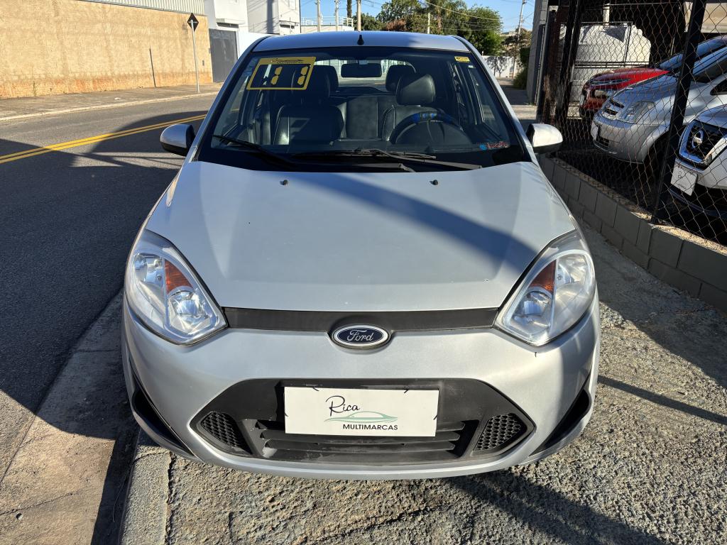 FORD Fiesta Hatch - Foto