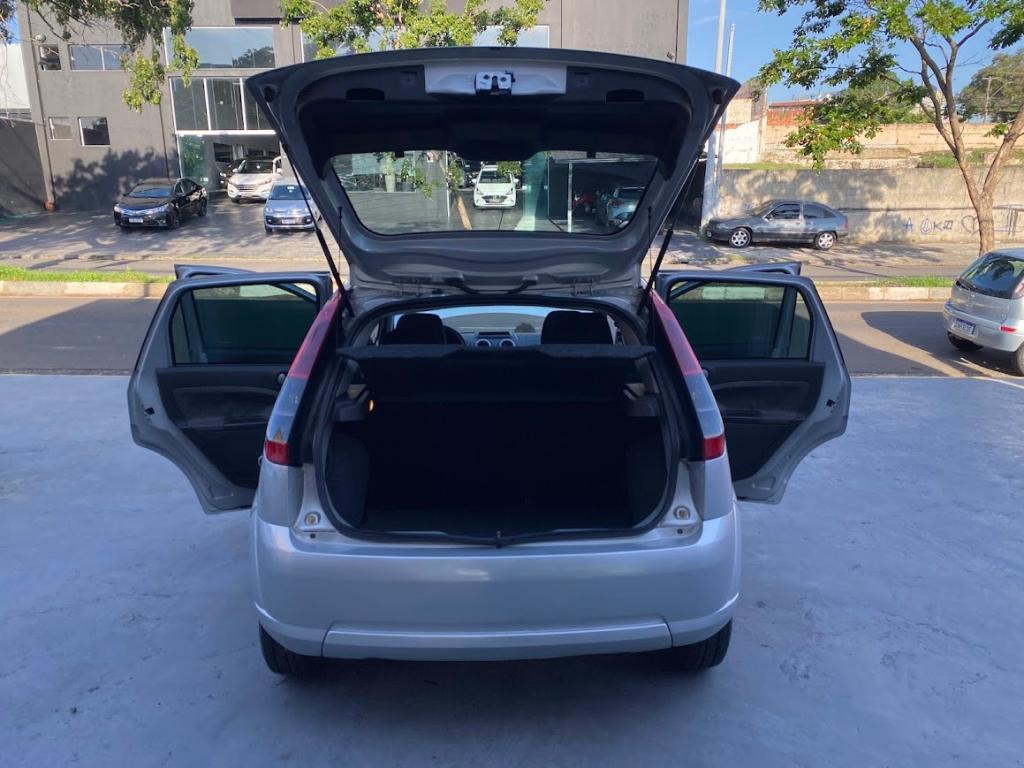 FORD Fiesta Hatch - Foto