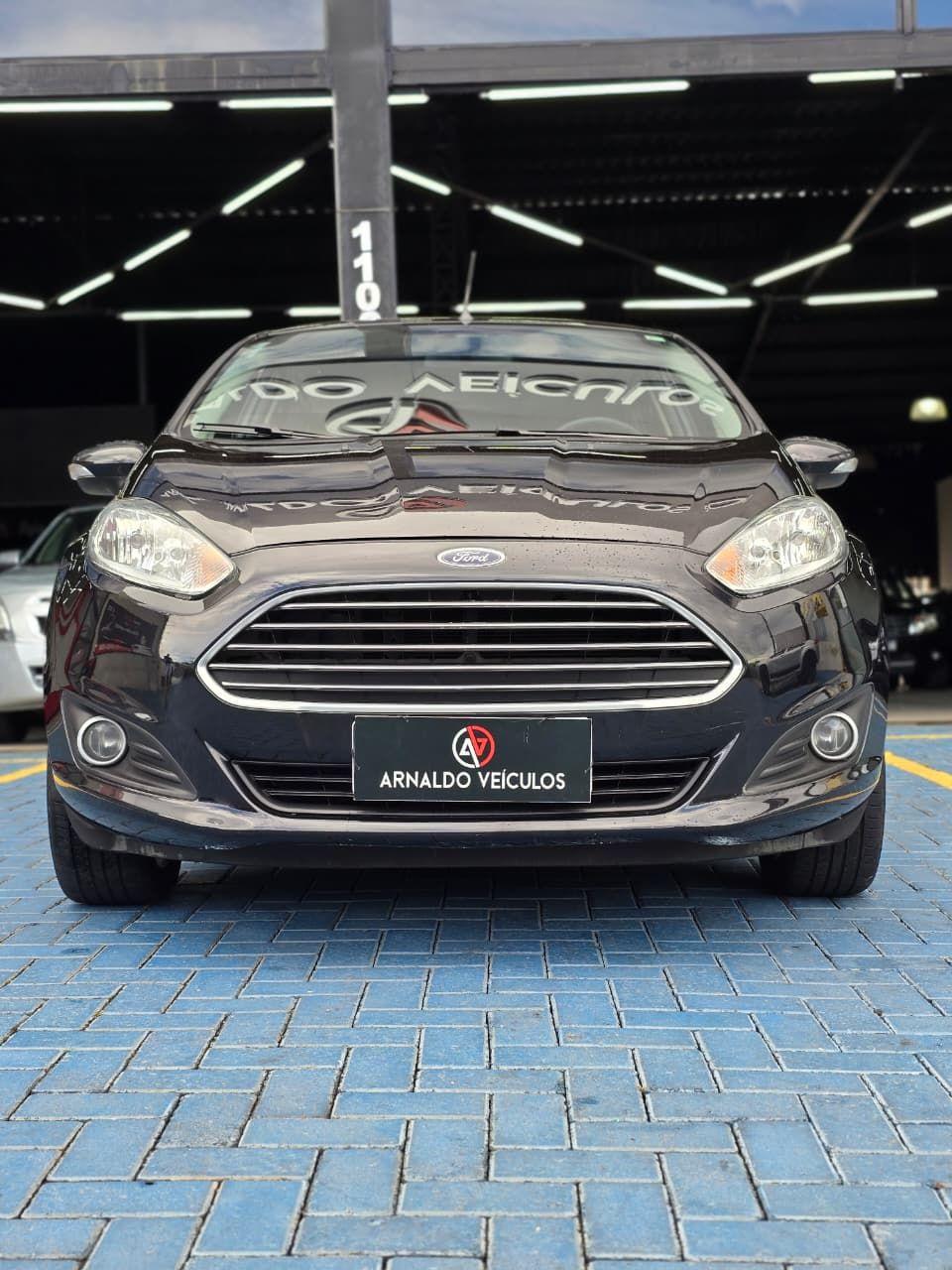 FORD Fiesta Hatch - Foto