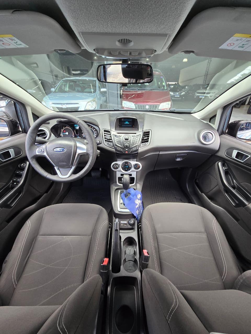 FORD Fiesta Hatch - Foto