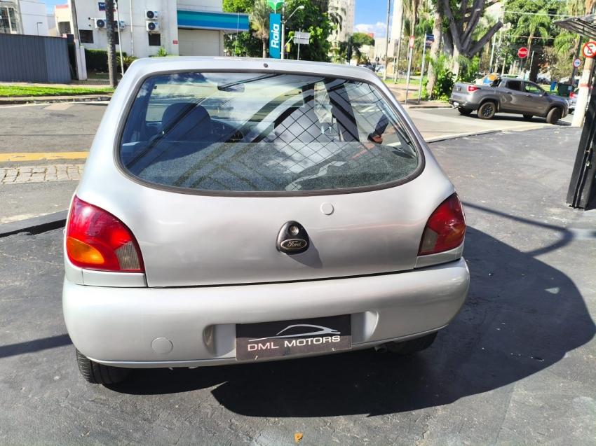 FORD Fiesta Hatch - Foto