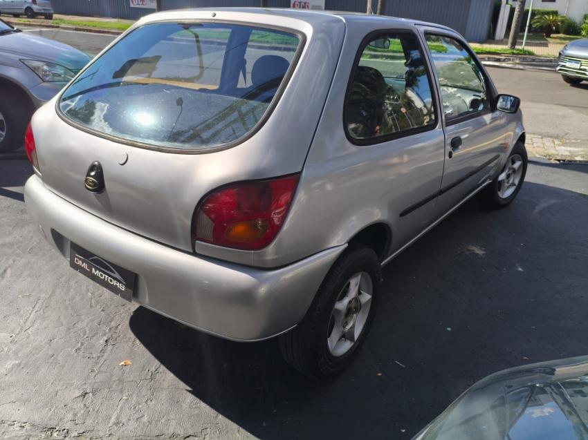 FORD Fiesta Hatch - Foto