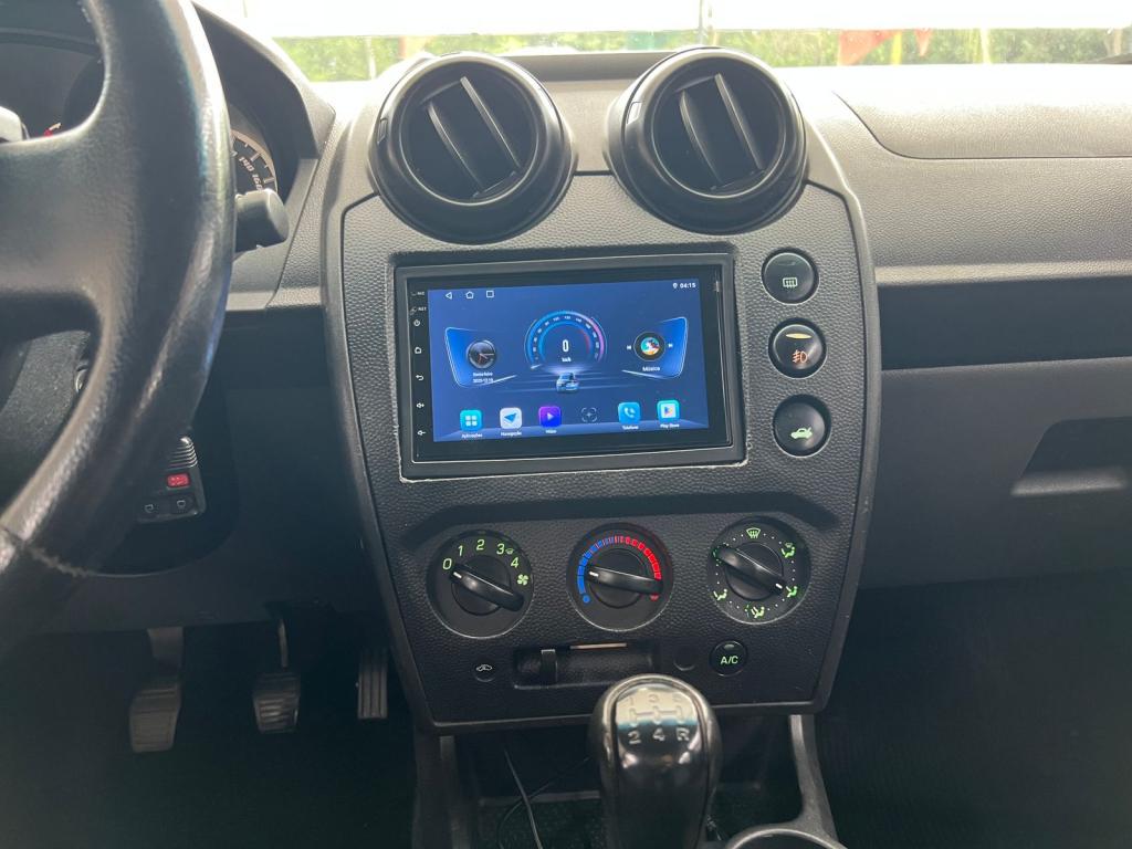 FORD Fiesta Hatch - Foto