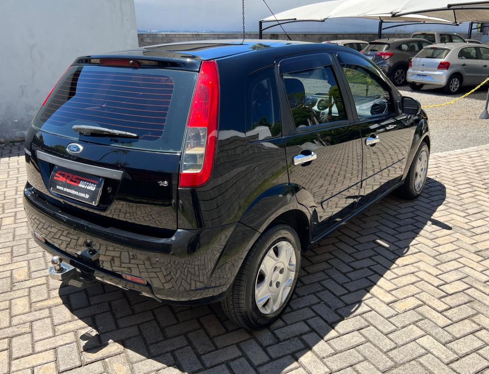 FORD Fiesta Hatch - Foto