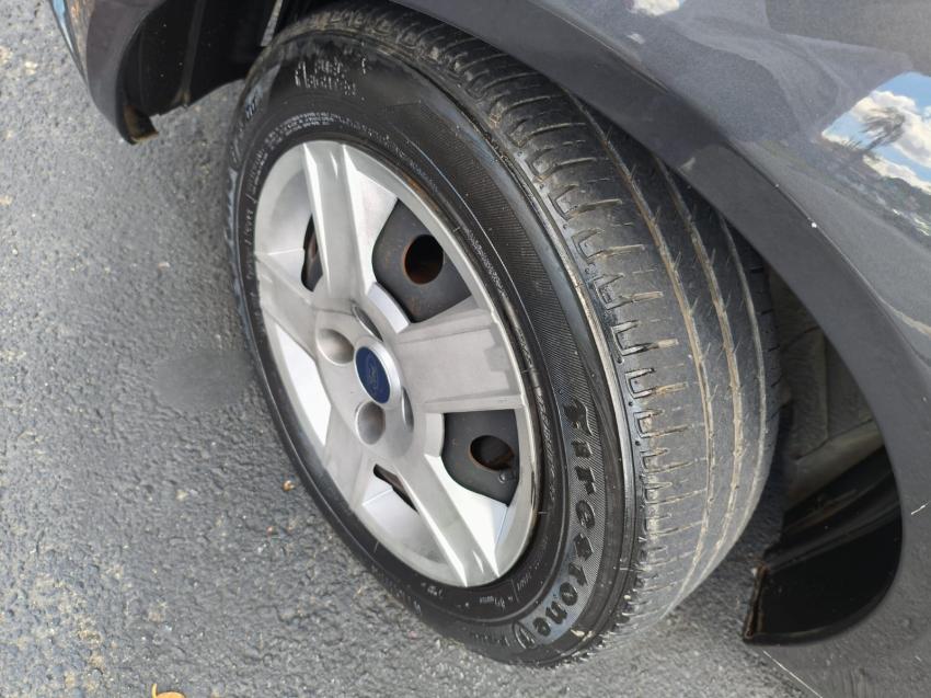 FORD Fiesta Hatch - Foto