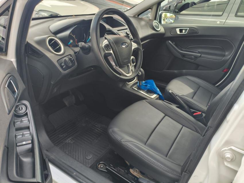 FORD Fiesta Hatch - Foto