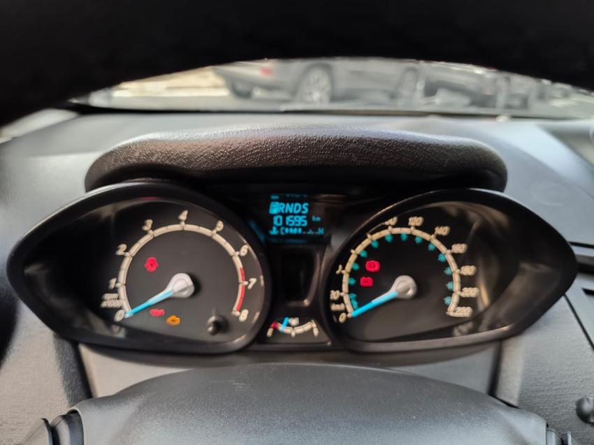 FORD Fiesta Hatch - Foto