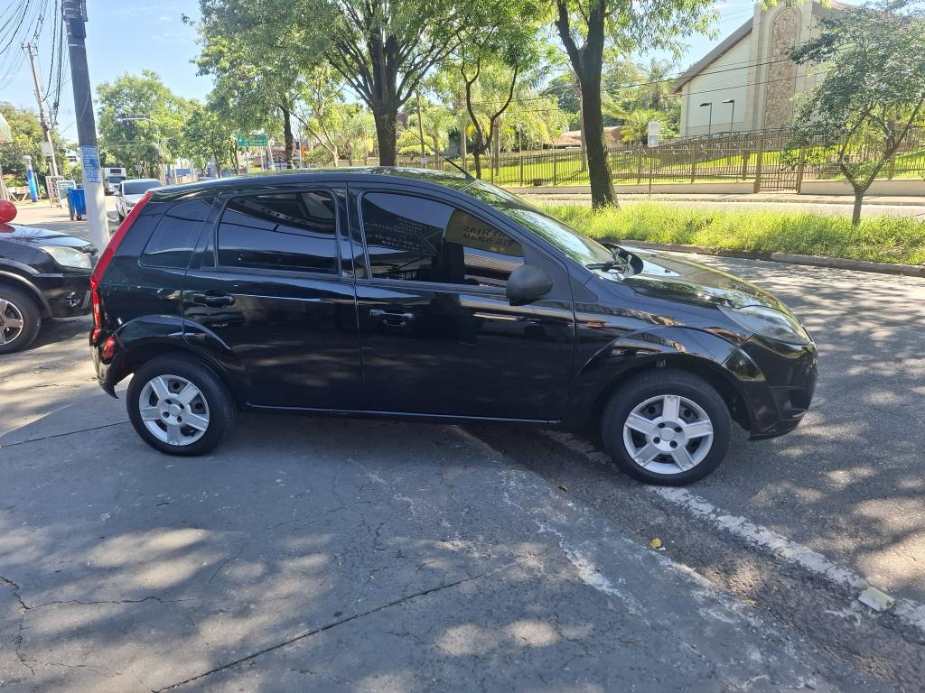 FORD Fiesta Hatch - Foto