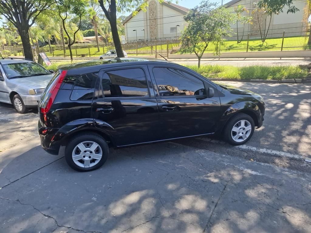 FORD Fiesta Hatch - Foto