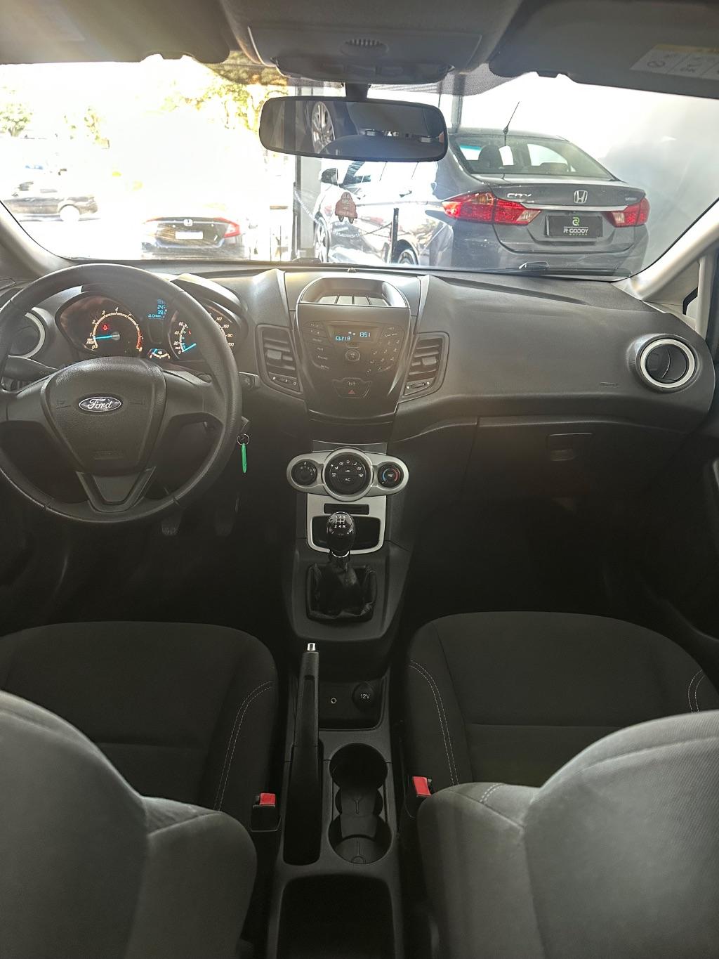 FORD Fiesta Hatch - Foto