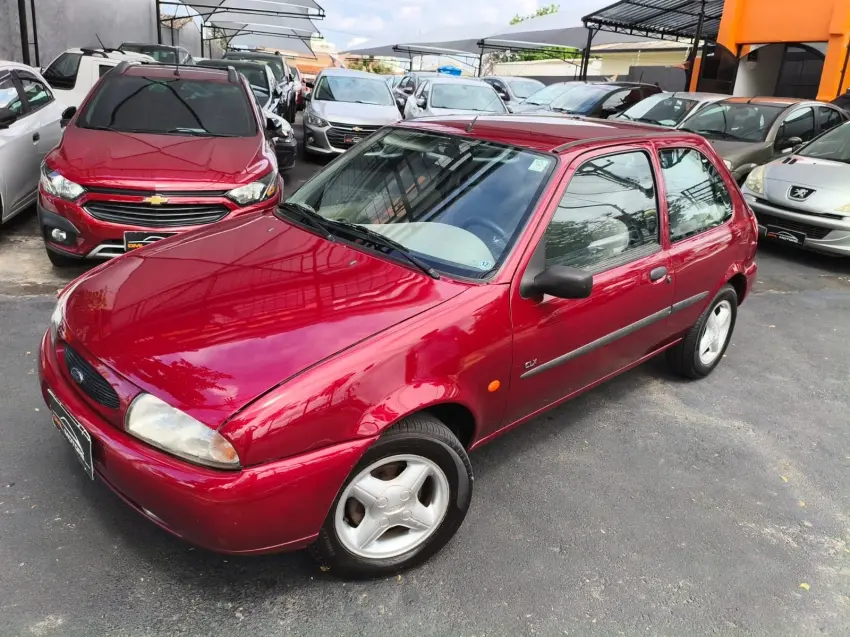 FORD Fiesta Hatch - Foto