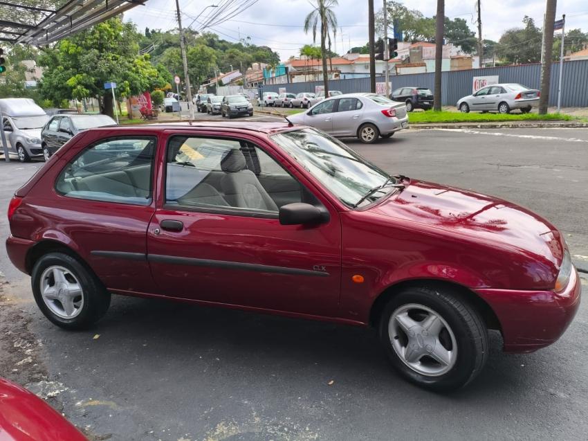 FORD Fiesta Hatch - Foto