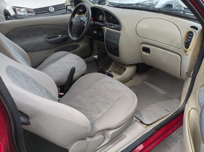 FORD Fiesta Hatch - Foto