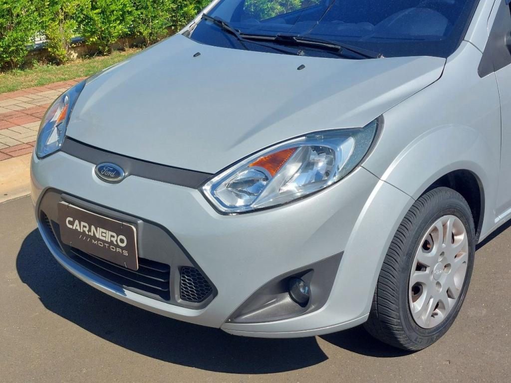 FORD Fiesta Hatch - Foto