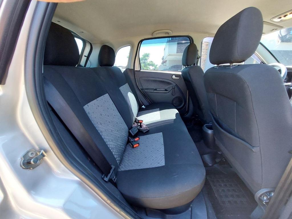 FORD Fiesta Hatch - Foto