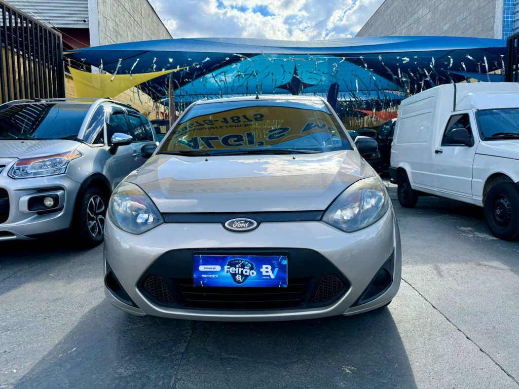 FORD Fiesta Hatch - Foto