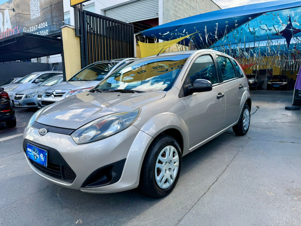 FORD Fiesta Hatch - Foto