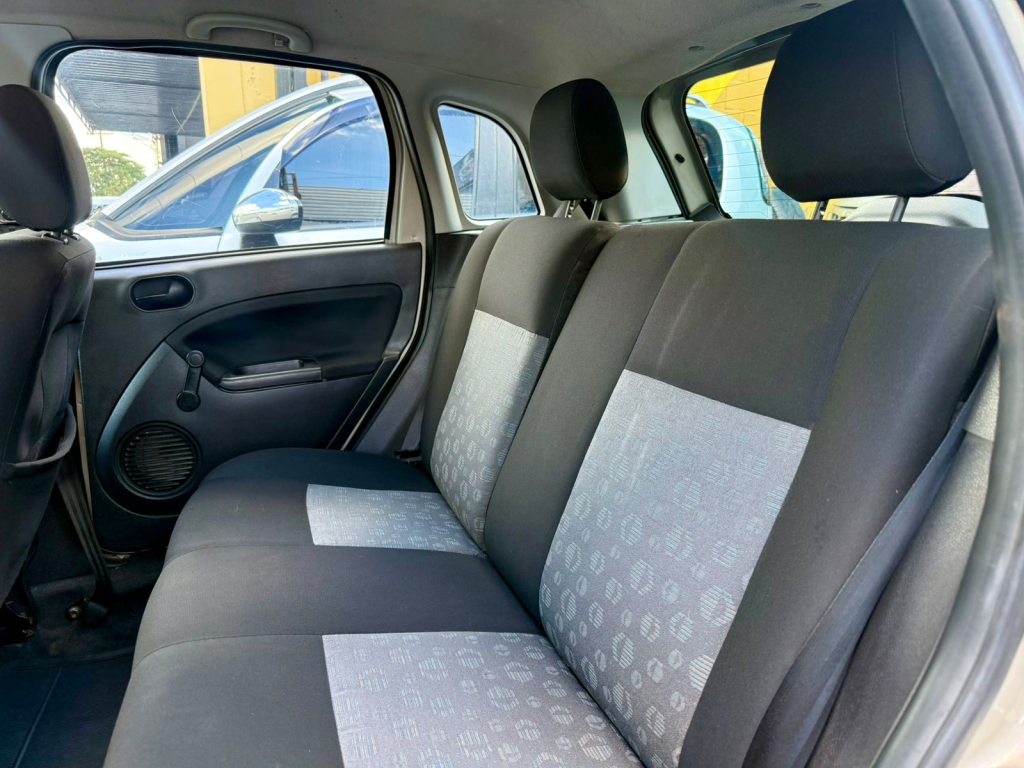 FORD Fiesta Hatch - Foto